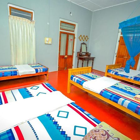 Jaffna Premier Inn Екстер'єр фото