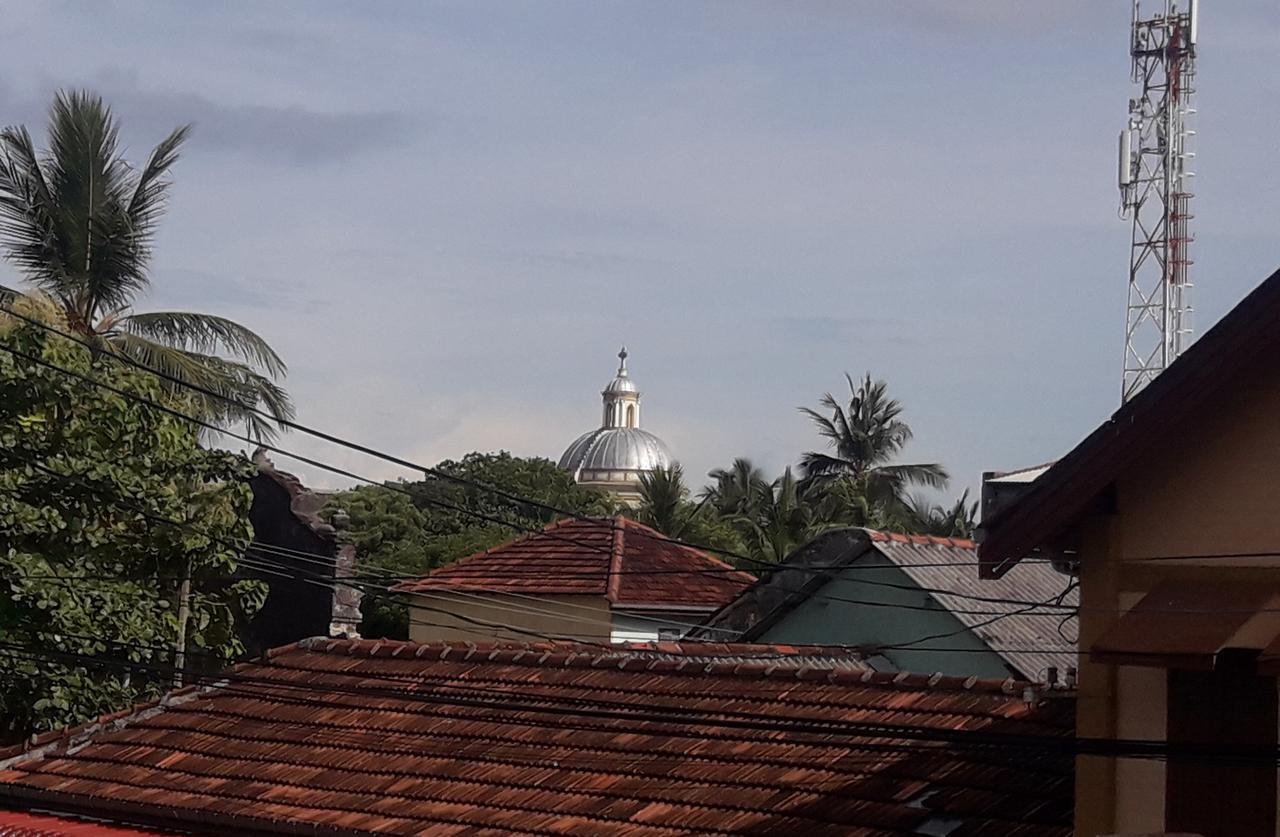 Jaffna Premier Inn Екстер'єр фото