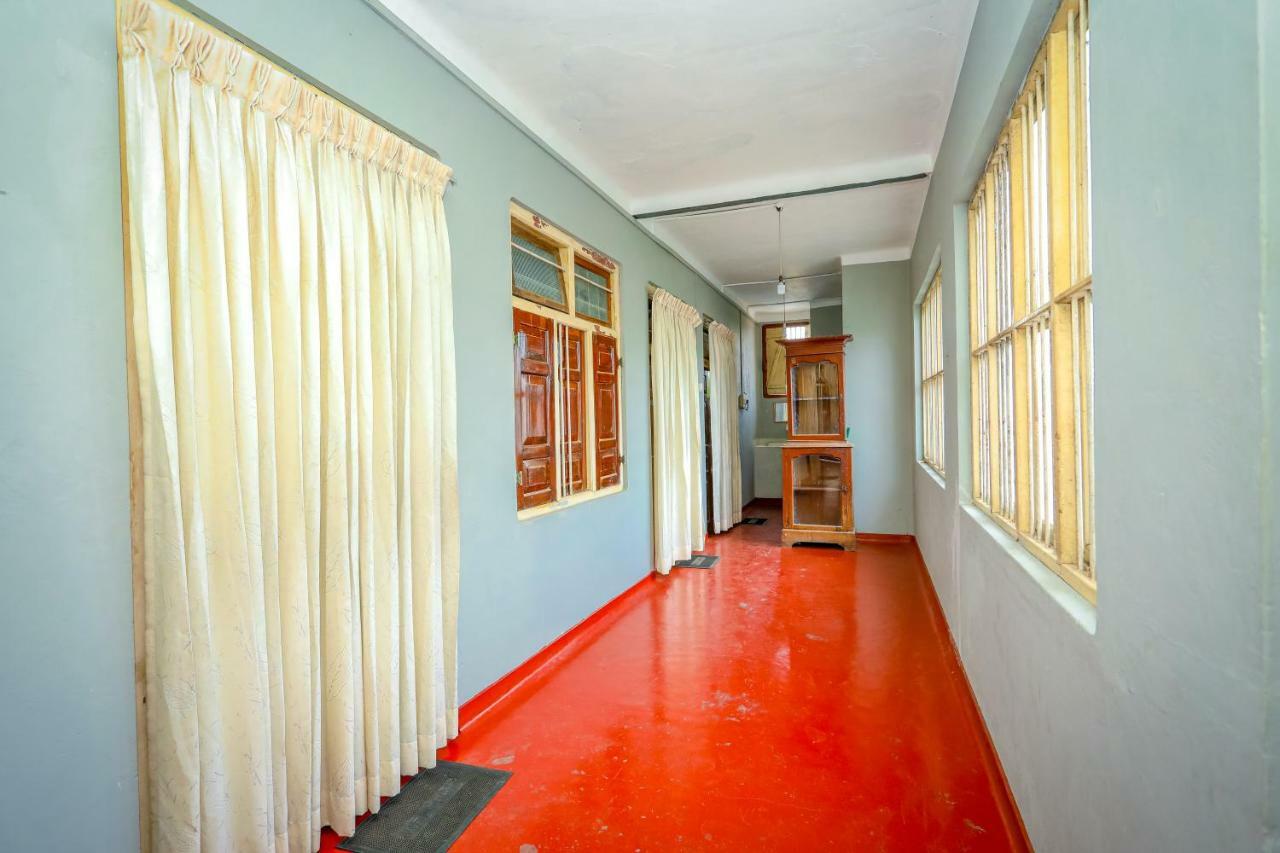 Jaffna Premier Inn Екстер'єр фото