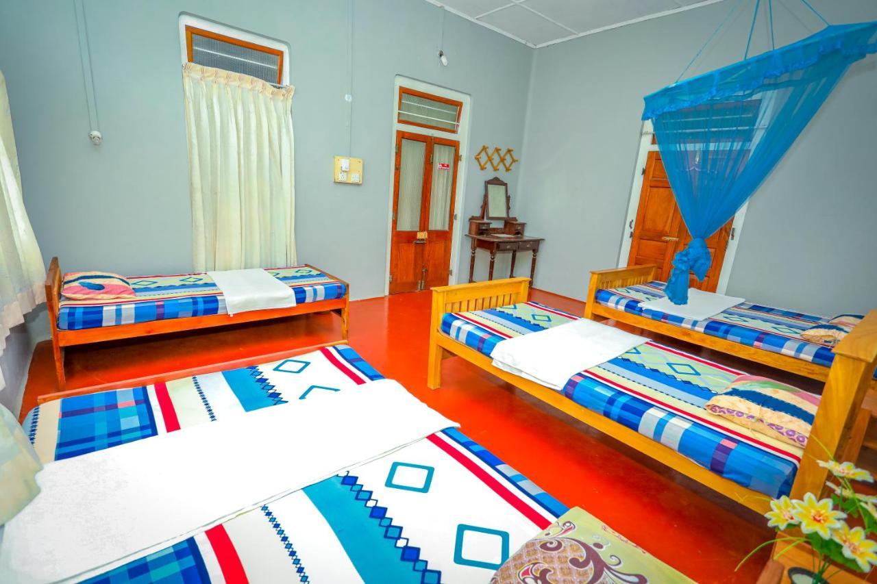 Jaffna Premier Inn Екстер'єр фото